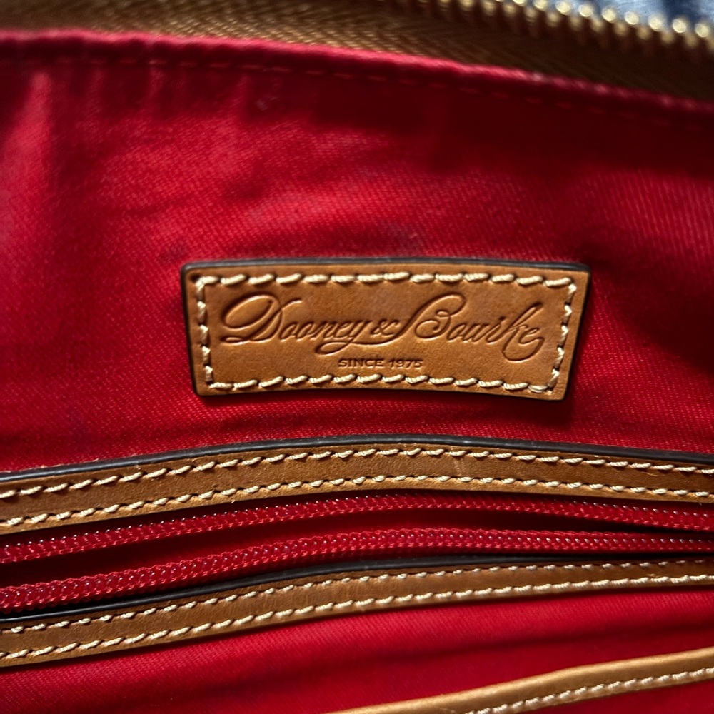 Dooney & Bourke mulberry and Tan Crossbody Bag - Picture 5 of 13